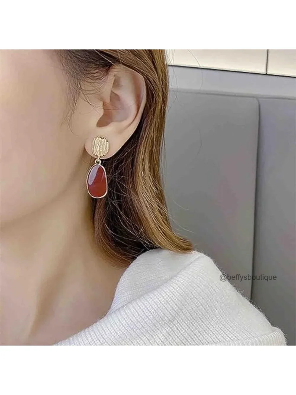 Enamel Oval Dangle Earrings Hammered Disc Stud